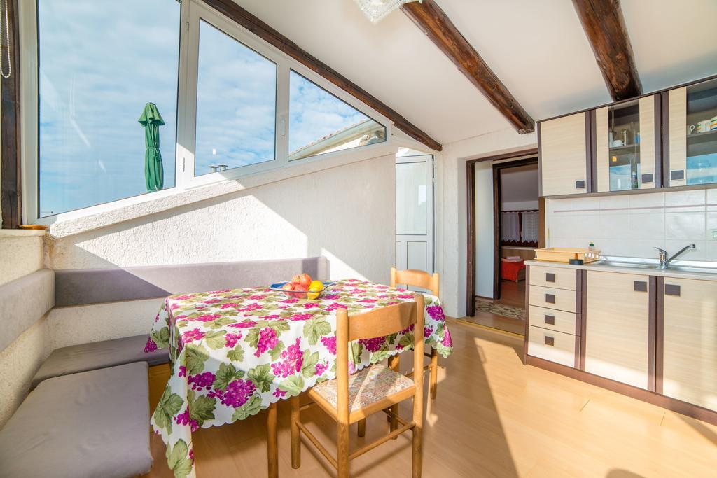 Apartments Daria Rovinj Bilik gambar